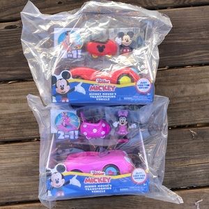 Mickey and Minnie Transforming Vehicles